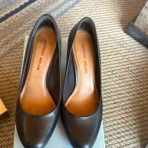 Antonio Melani navy blue shoes size 7, worn only 1 time.